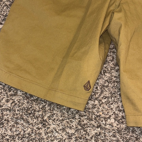 Volcom Men's Tan Flat Front Shorts Size 33 - Picture 6 of 9